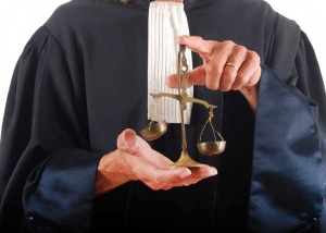 تعريف مهنة المحاماة بالانجليزي