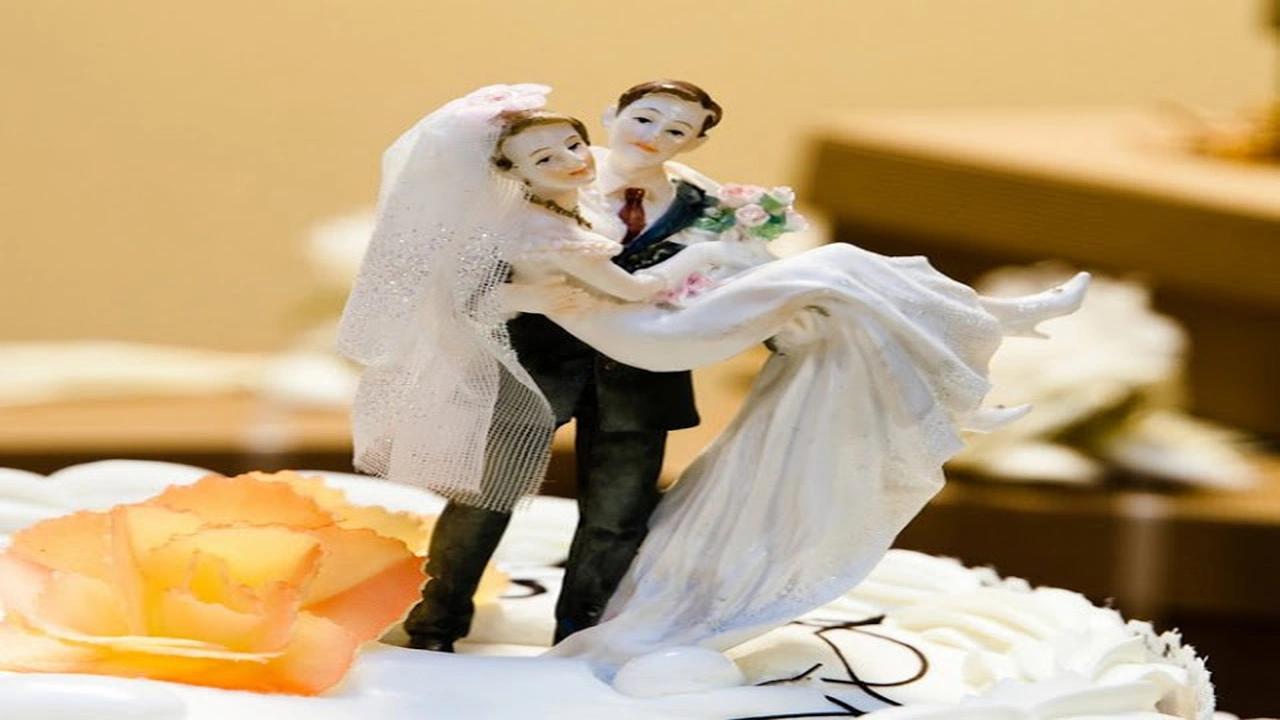 صورة تفسير حلم رؤية يوم الفرح