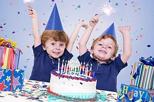 تهنئة عيد ميلاد توأم