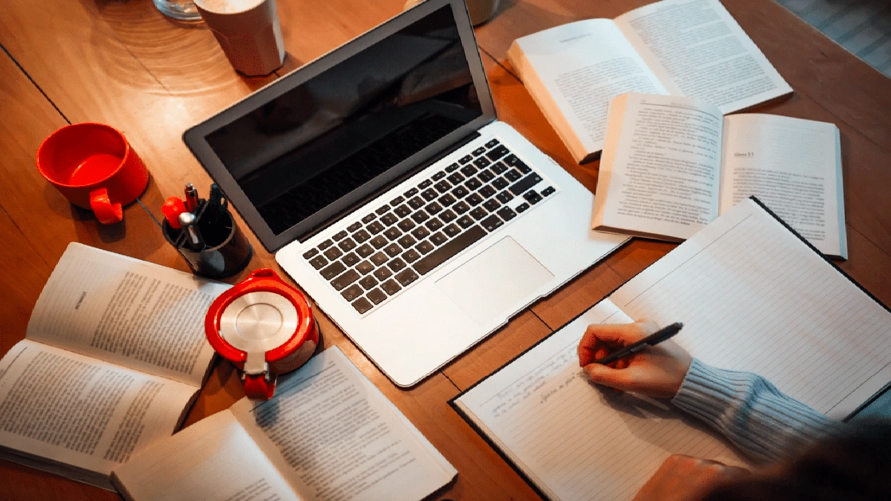 صورة خطوات البحث الوصفي