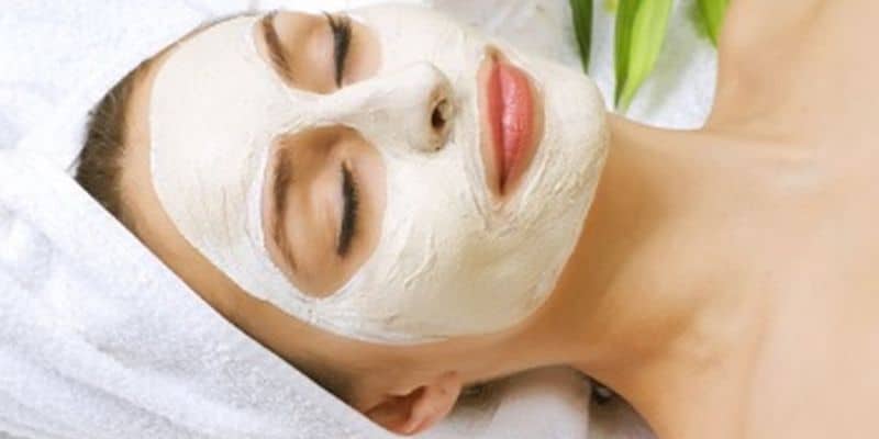 خلطة لتصفية الوجه وتفتيحه