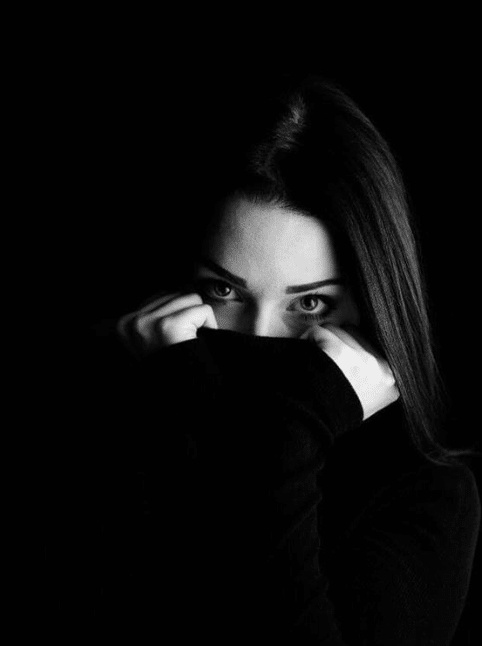 خلفيات تيك توك سوداء