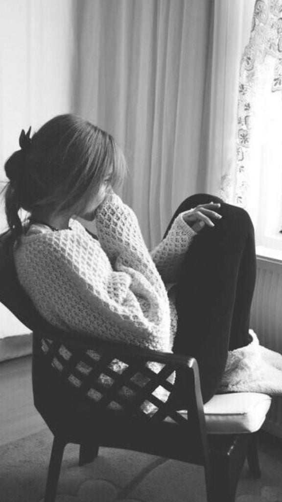 خلفيات سوداء للبنات