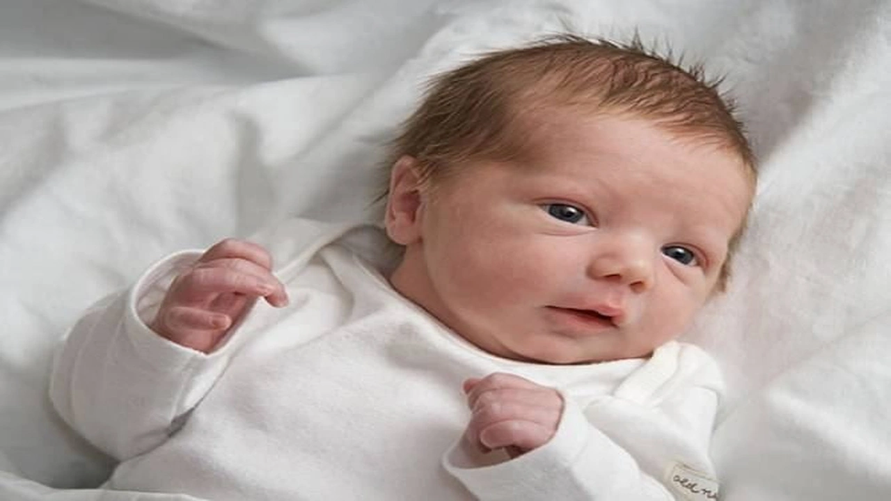 صورة دعاء لشفاء الطفل المريض