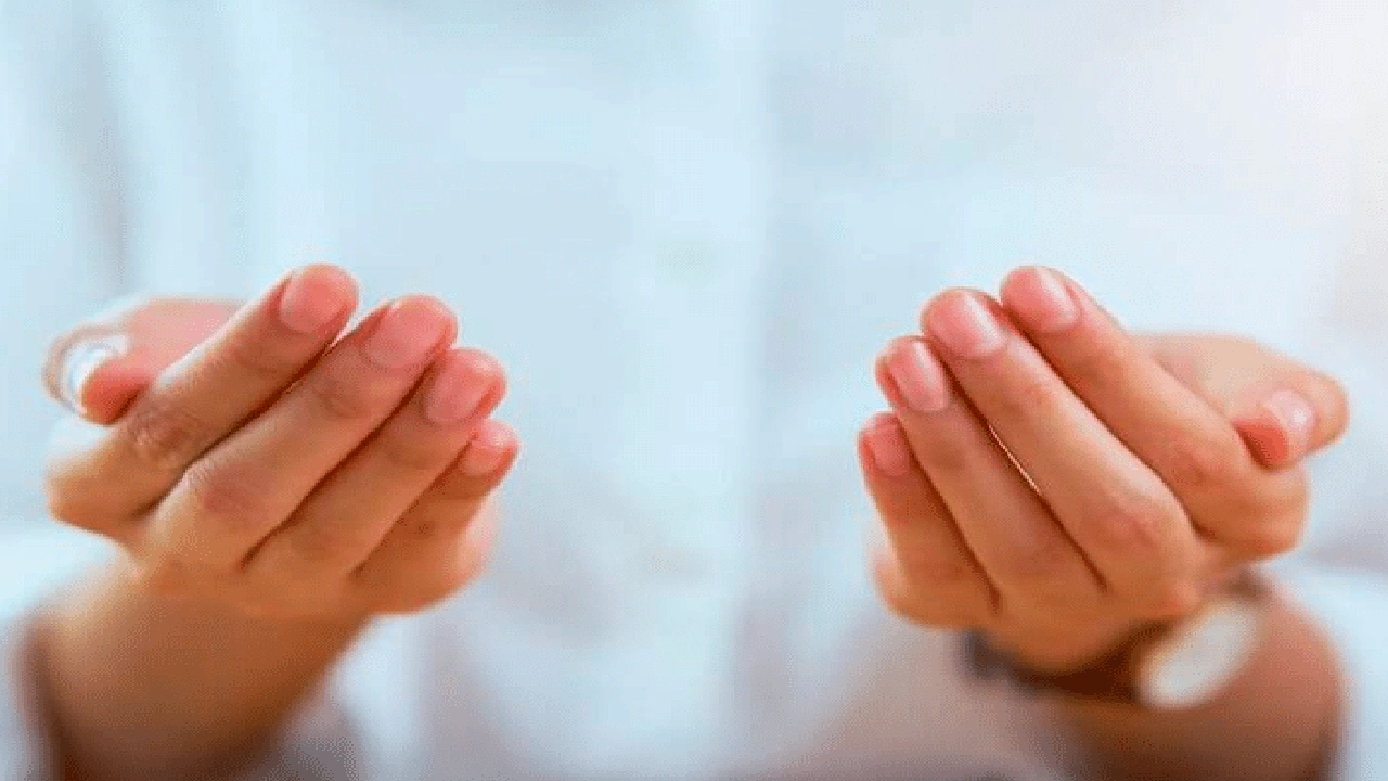 صورة دعاء للميت بالرحمة والمغفرة مكتوب