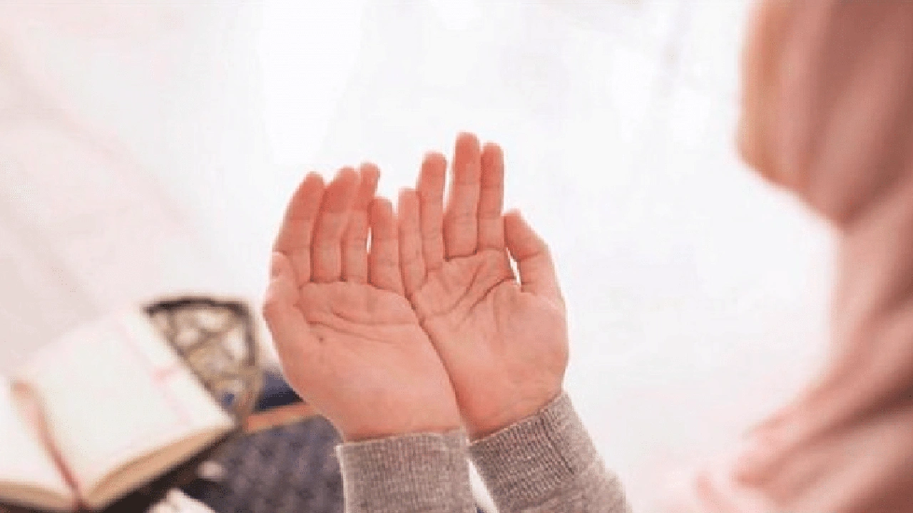 صورة دعاء يجعل شخص يفكر فيك