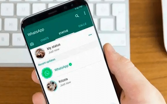 رؤية ستوري واتساب دون علم صاحبها