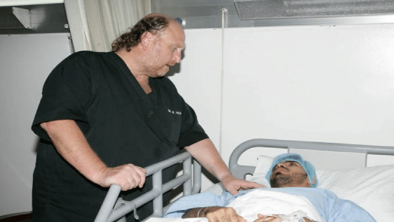 صورة رايكم في الدكتور خالد نعمان