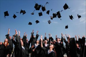 رسائل تبشير بالتخرج من الجامعه
