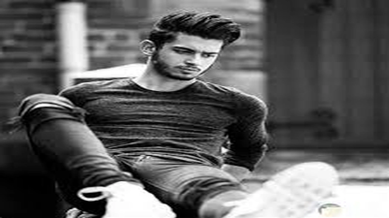 صورة رمزيات اولاد حزينه