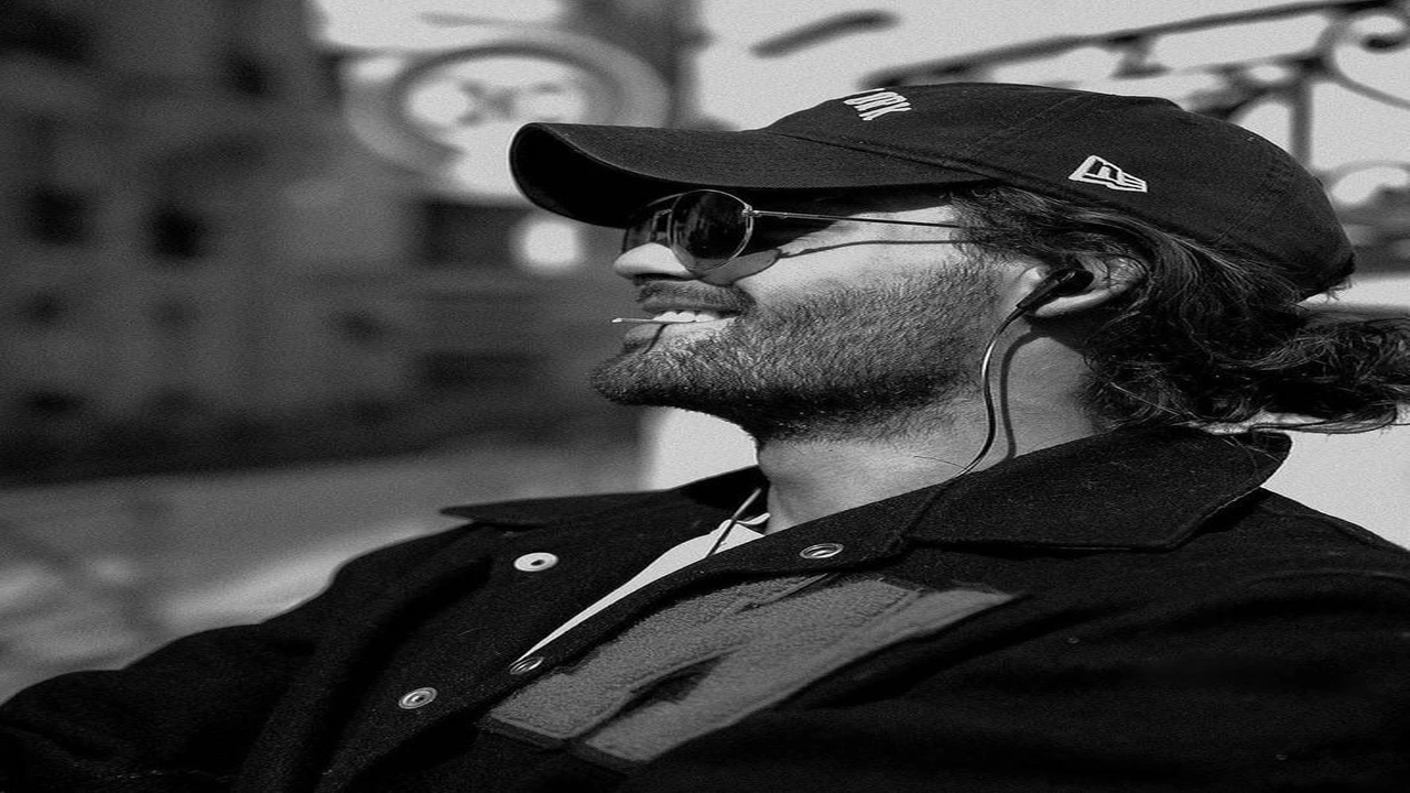 صورة رمزيات رجال رماديه