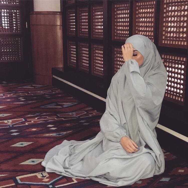 رمزيات سجادة صلاة ومصحف