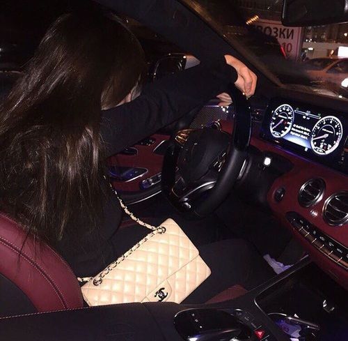 رمزيات سيارات بنات