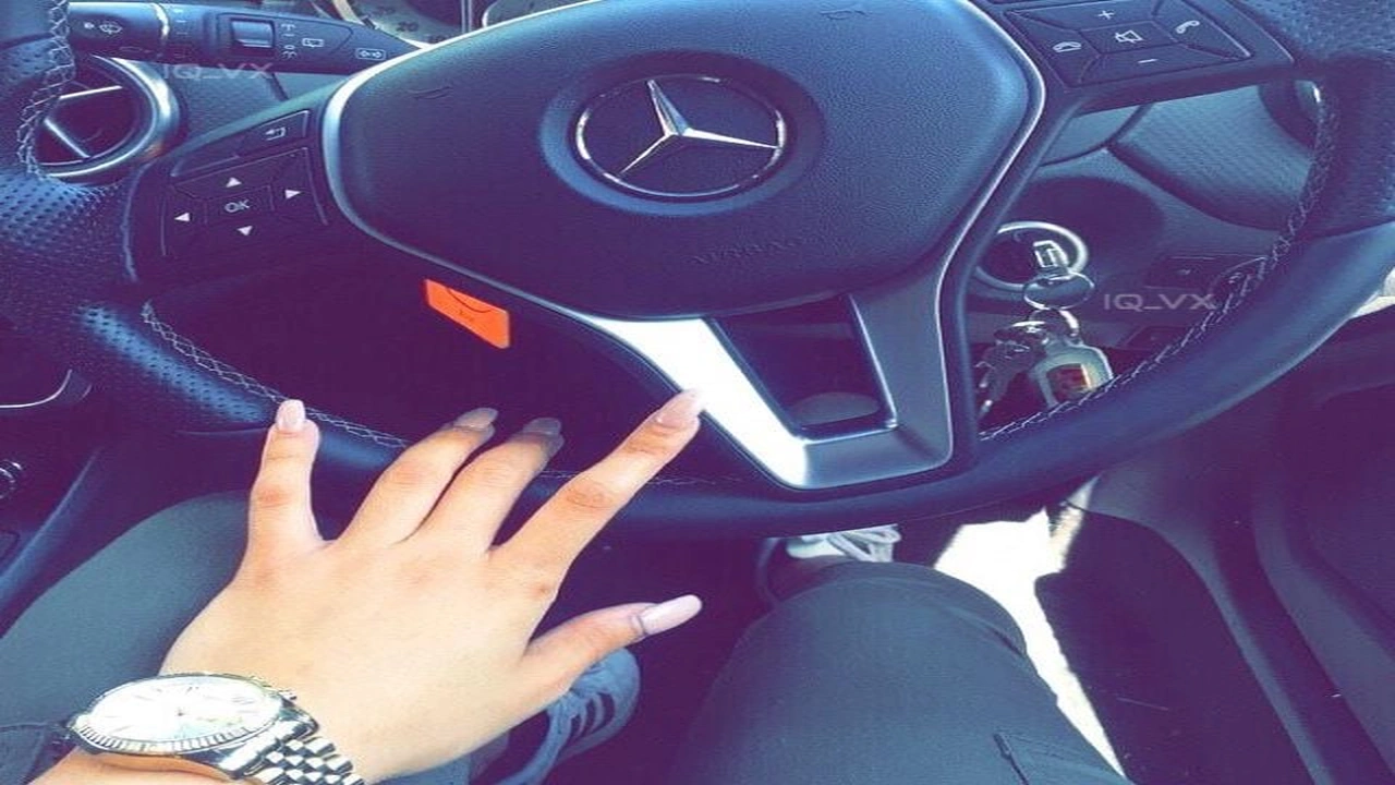 صورة رمزيات سيارات بنات