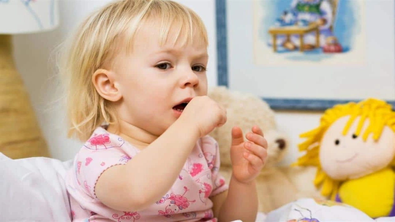 صورة سر خطير يوقف الكحة عند الأطفال