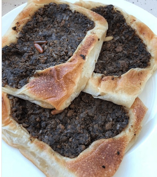 سفرة لبنانية