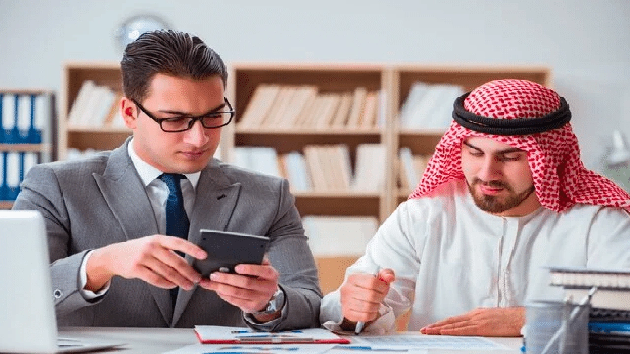 صورة شروط فتح حساب بنكي في دبي لغير المقيمين