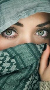شعر بدوي عن العيون