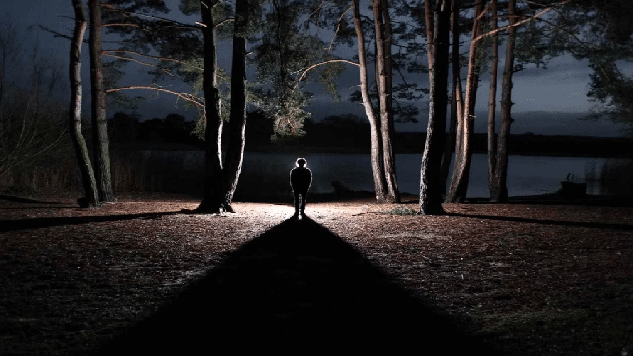 صورة شعر في وصف الظلام