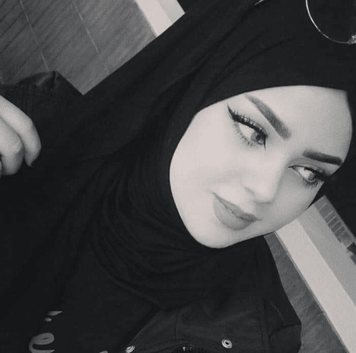 صور بنات انستا ابيض واسود