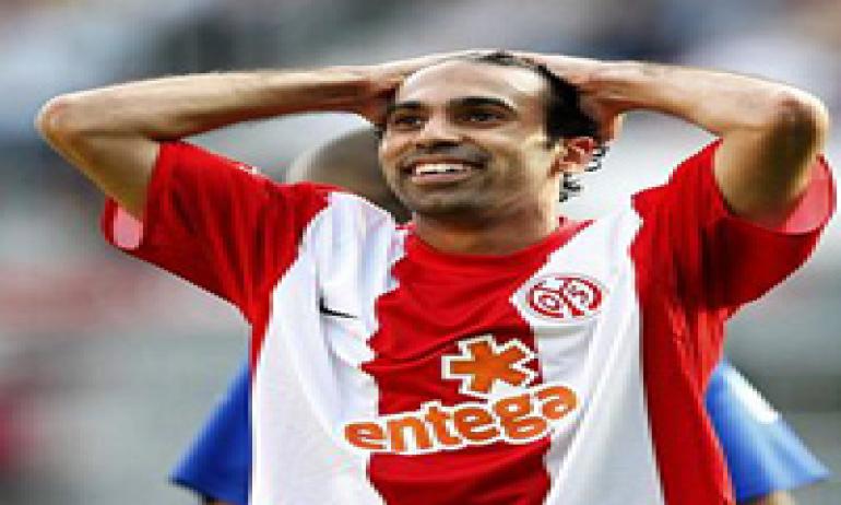 صور جمال حمزه - جمال حمزة وزوجته - جمال حمزه مع الاهلى - بطولات جمال حمزه مع الزمالك