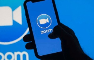 طريقة تحميل برنامج زوم على الجوال