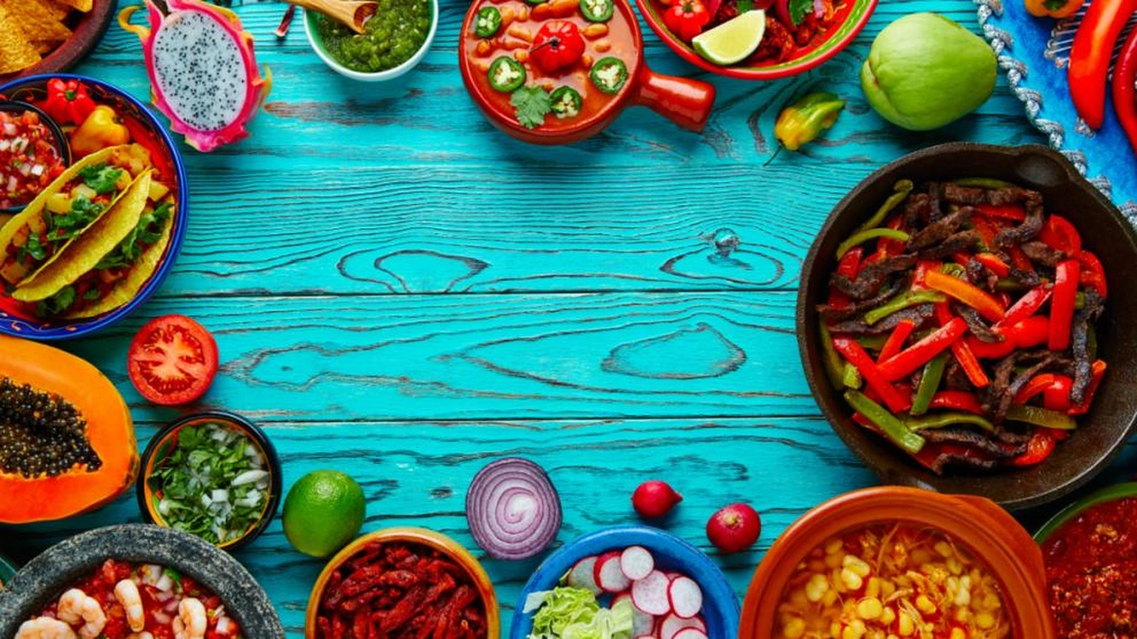 صورة عبارات عن الطعام اللذيذ