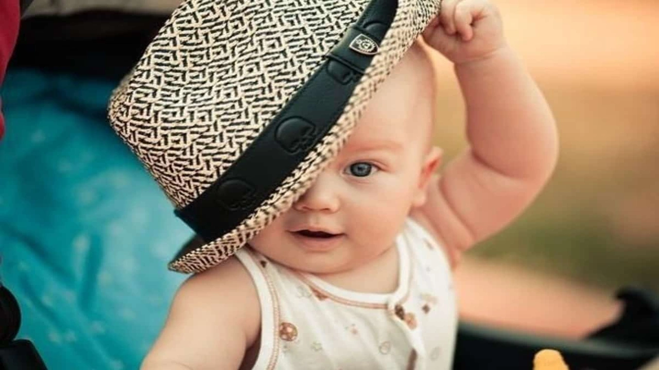 صورة عبارات عن صغيري