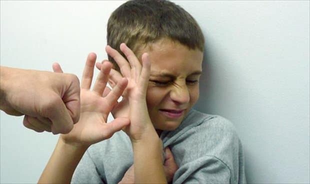 عبارات عن ضرب الاطفال