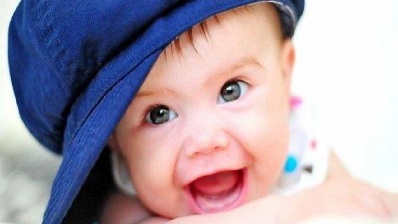 صورة عبارات عن طفلي