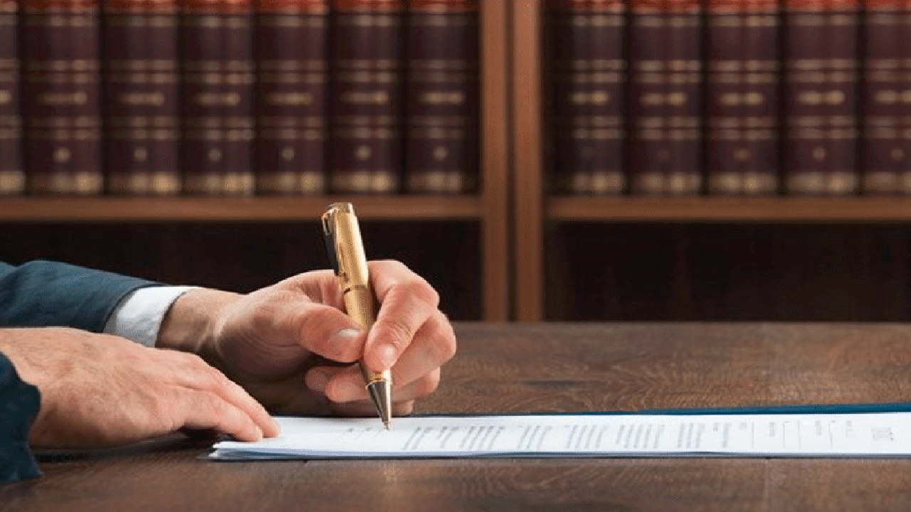 صورة عناوين بحوث جاهزة في القانون