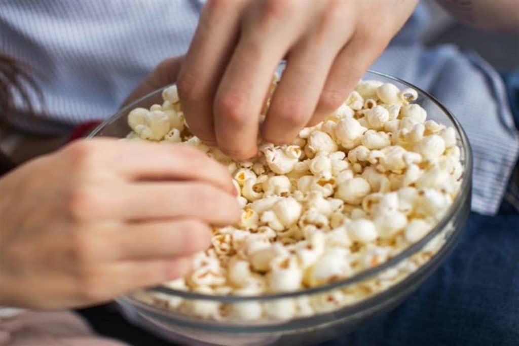 فوائد الفشار للنساء