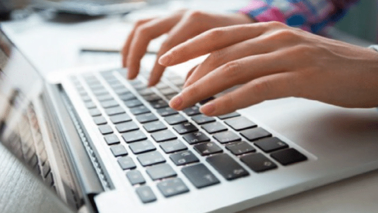 صورة قدرات محوسب نموذج ١٠٥