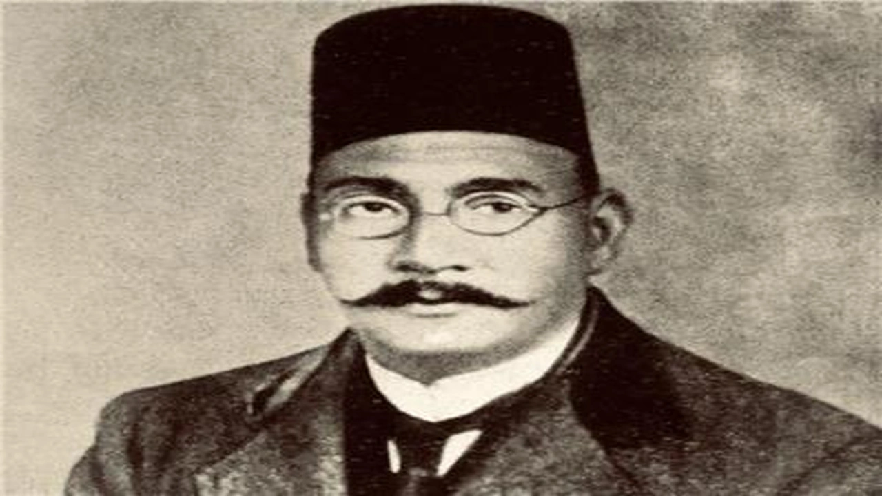 صورة قصائد حافظ إبراهيم عن العلم