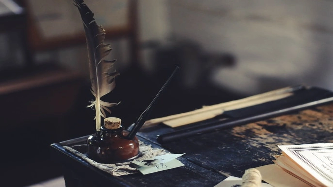 صورة قصائد مدح تنتهي بحرف الياء