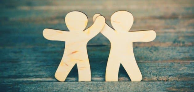 قصص واقعية عن صديقات السوء
