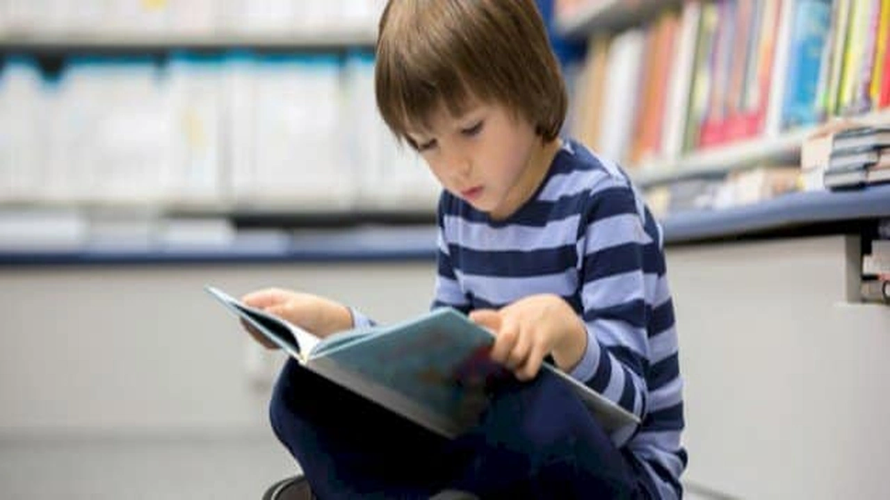 صورة قصه قصيره بالانجليزي عن الماضي