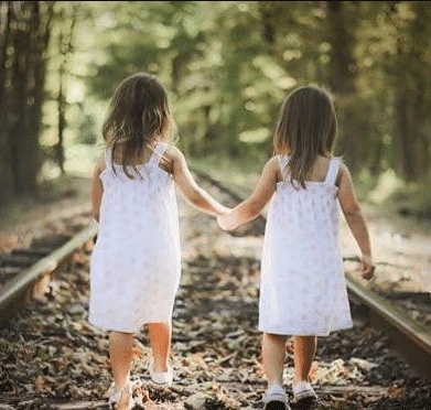 كلمات لأعز صديقة قصيرة