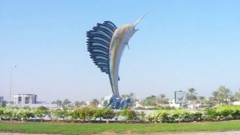 كم تكلفة الحصول على رخصة تجارية من ام القيوين