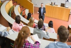 كيف تصبح استاذ جامعي