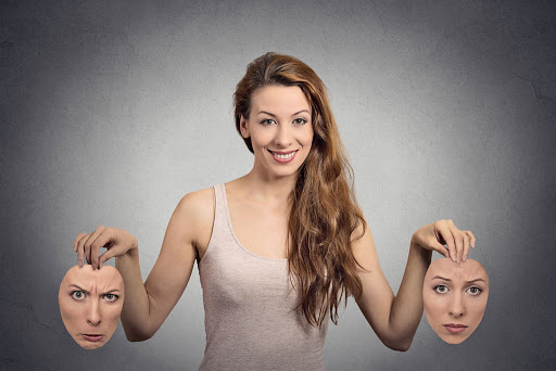 كيف تعرف الزوجه الكاذبه