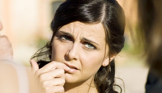كيف تعرف الزوجه الكاذبه