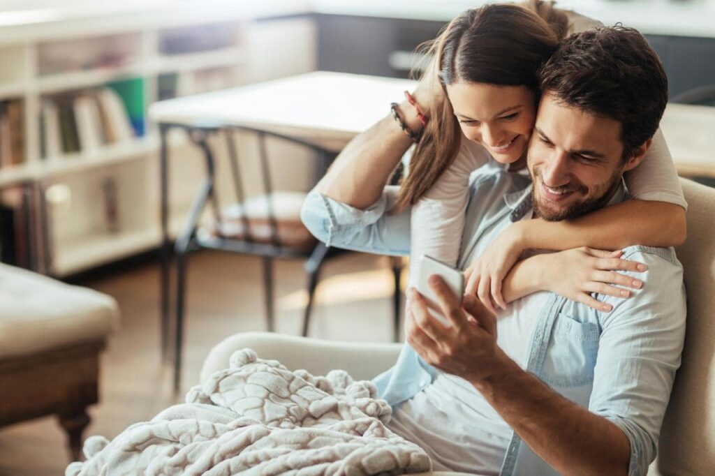 كيف تعرف الفتاة الشاب اللعوب