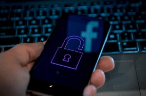 كيفية التبليغ عن حساب فيس بوك