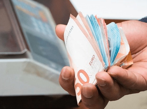 كيفية تحويل الأموال من دولة إلى أخرى