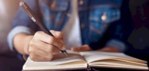 كيفية كتابة النص التفسيري