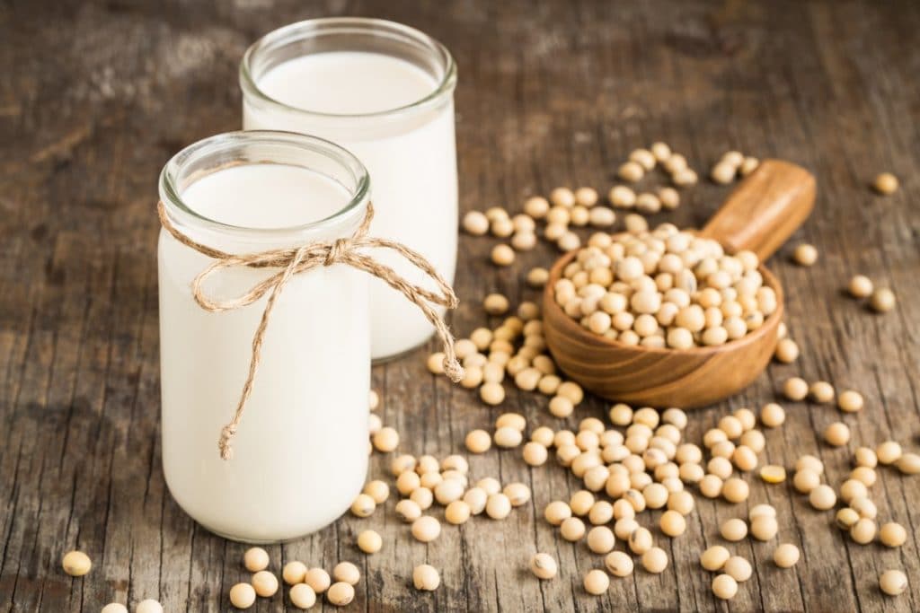متى تظهر نتائج شرب حليب الصويا