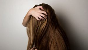 متى تظهر نتيجة زيت الخروع للشعر