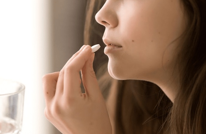 متى توقف الدوره بعد حبوب دوفاستون