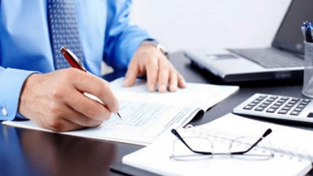 صورة معروض نقل عسكري